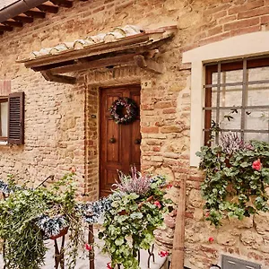 Apartment La Civetta, In Historical Center, Free Wifi, Montepulciano